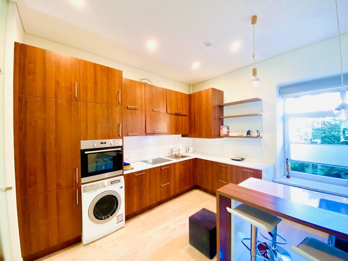 Great Flat With Terrace In Oldtown-Prime Rentals 카우나스 외부 사진
