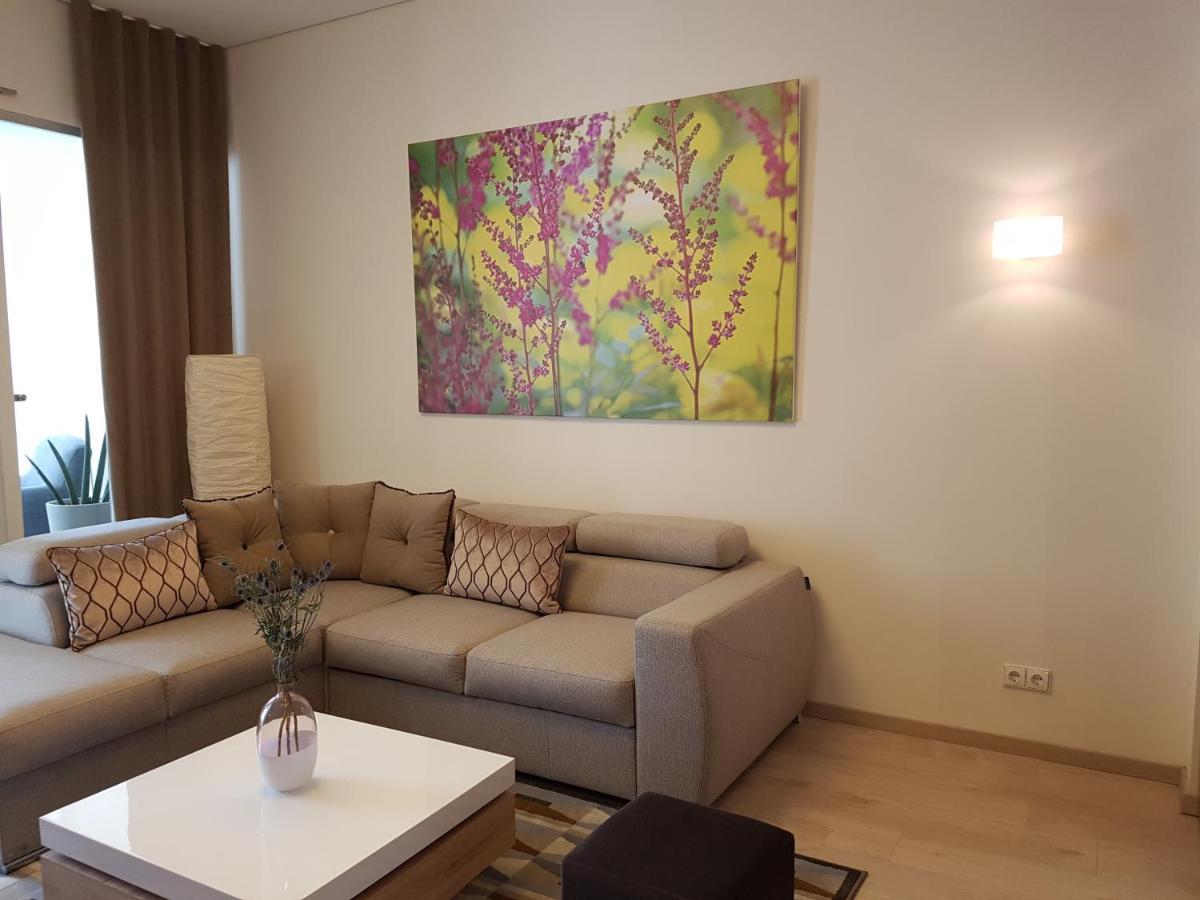 Great Flat With Terrace In Oldtown-Prime Rentals 카우나스 외부 사진