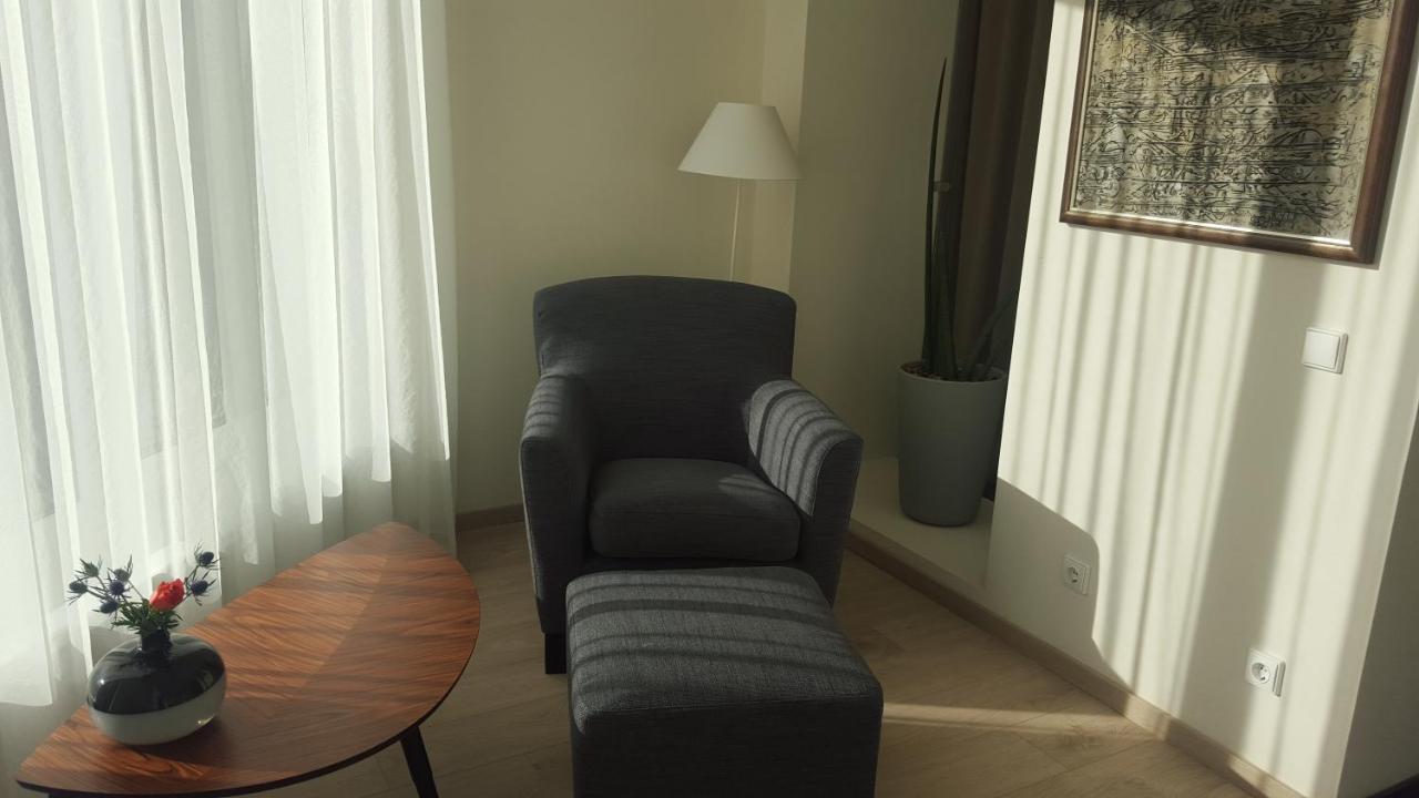 Great Flat With Terrace In Oldtown-Prime Rentals 카우나스 외부 사진